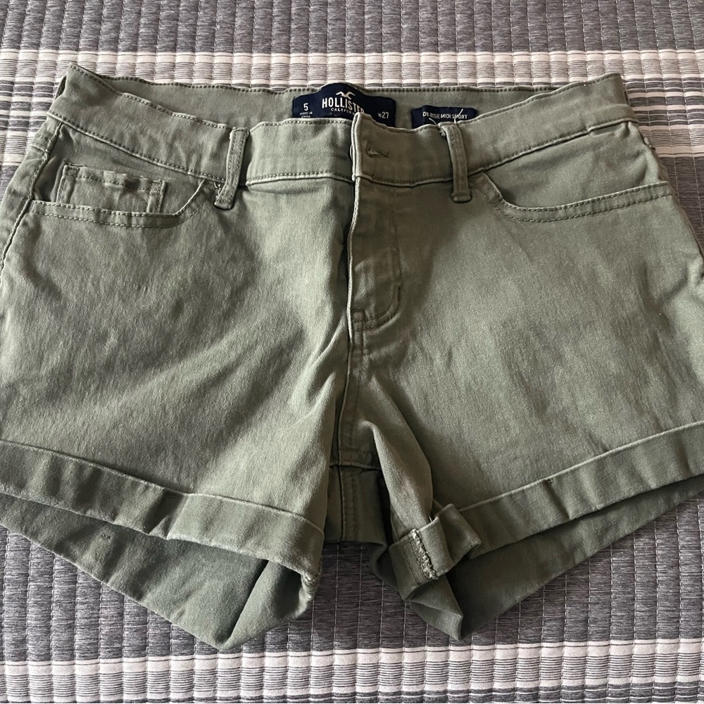 Hollister Green Jean Shorts Relaxed Fit